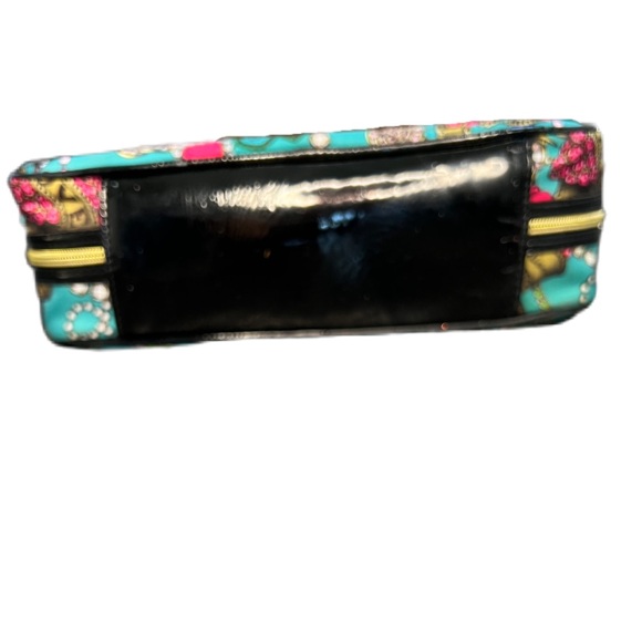 💋BETSEY JOHNSON Cosmetic bag - Picture 9 of 14